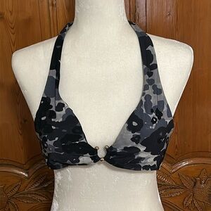 Robin Piccone Eden Halter Camo Bikini Top Black Camo  Small